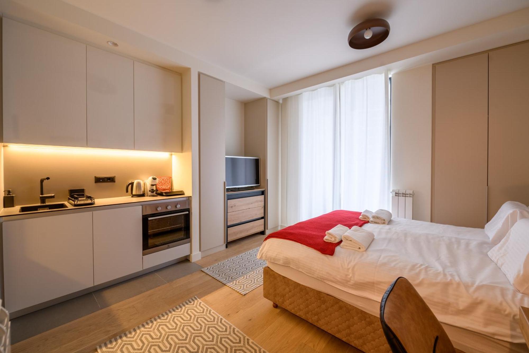 Waterfront Residences - Na Vodi